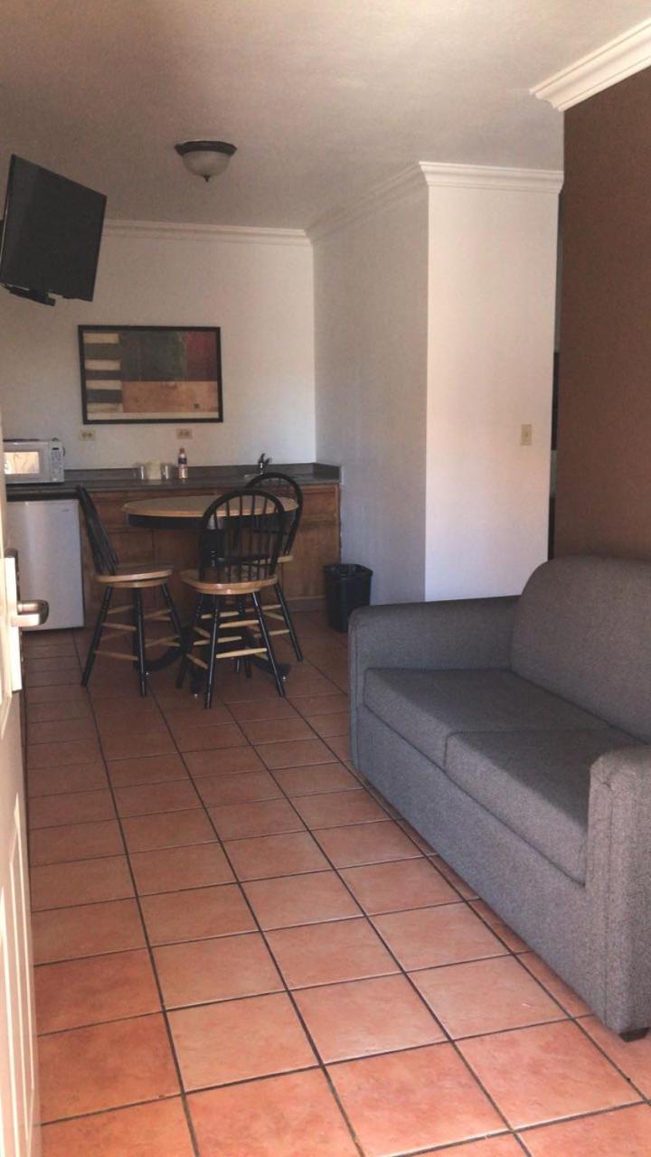 Hotel Colonial De Nogales Nogales  المظهر الخارجي الصورة